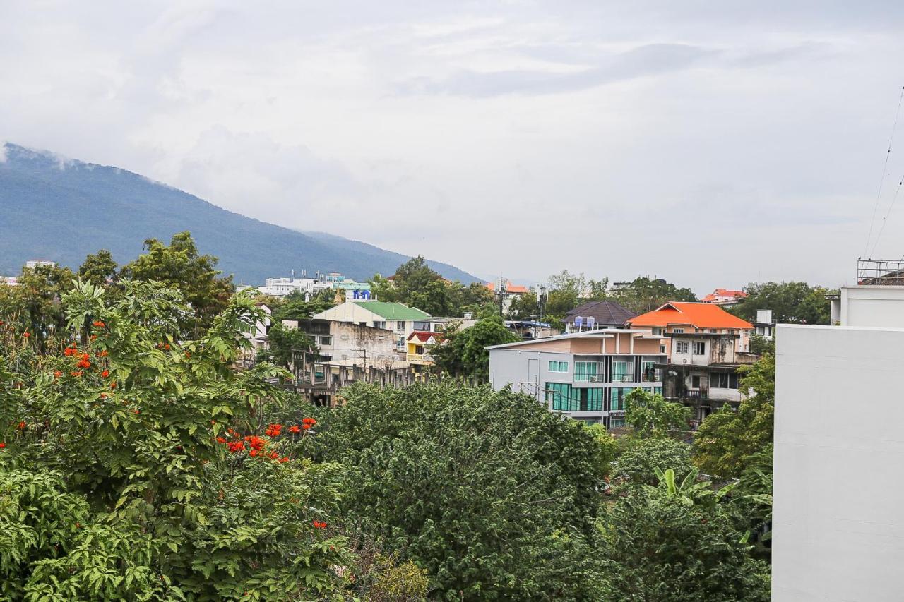 Jeune Hostel Chiang Mai - Chang Phuak Dış mekan fotoğraf