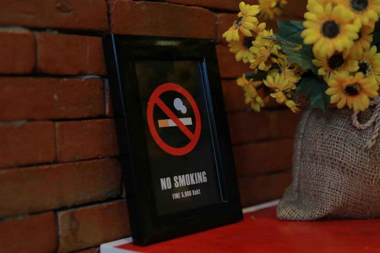 Jeune Hostel Chiang Mai - Chang Phuak Dış mekan fotoğraf